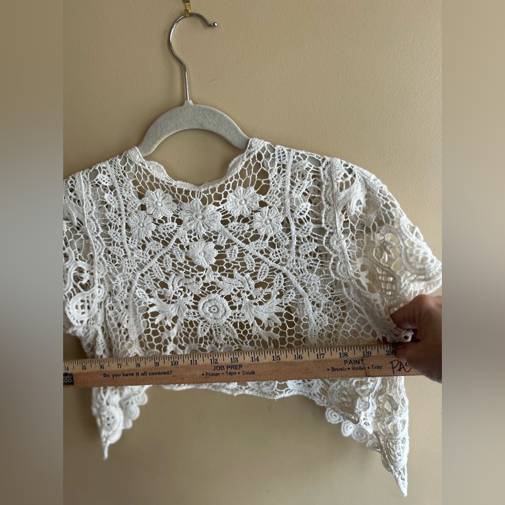 Lacey crochet shrug - Picture 9 of 9